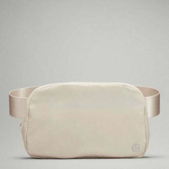 lululemon athletica Handbags - Lululemon everywhere belt bag white opal